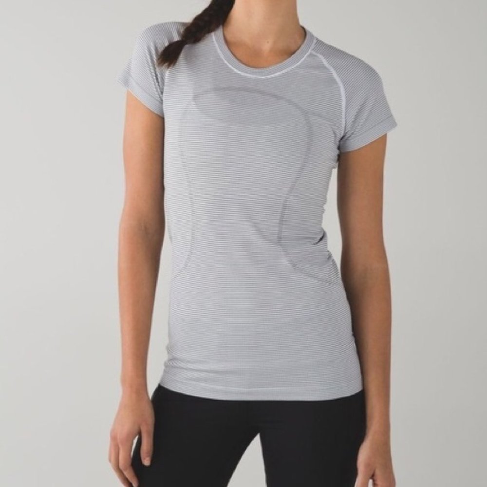 Lululemon Swiftly Tech Short Sleeve Top